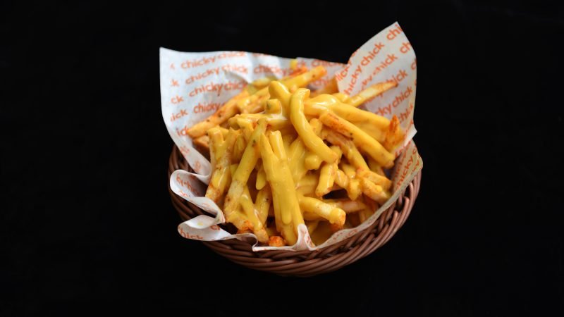 Chedar Soslu Patates Kızartması